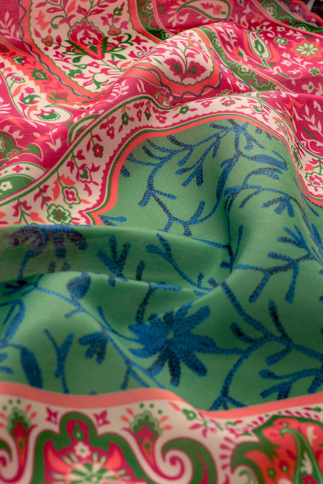 شال ناعم بنمط شال أسود - 3