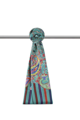 شال ناعم بنقشة اللبلاب الأخضر 