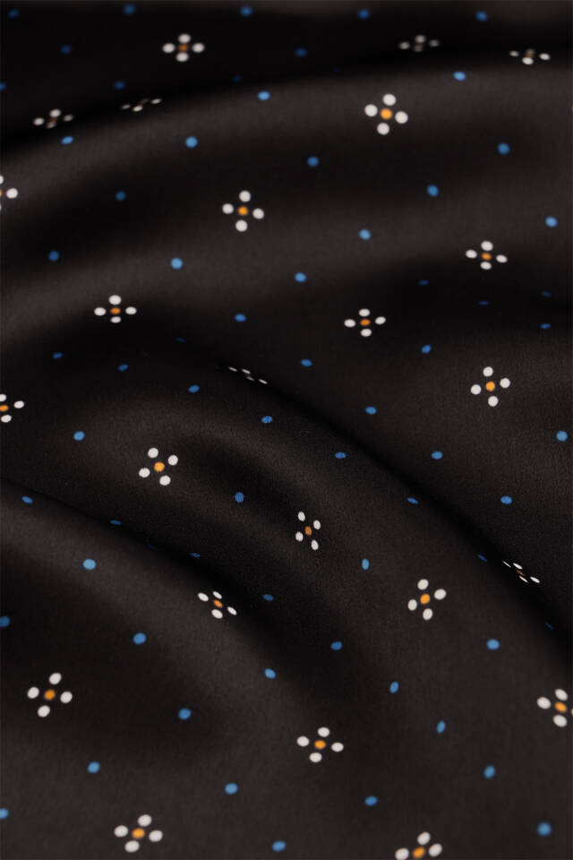 وشاح حريري رجالي منقوش باللون البني - 4