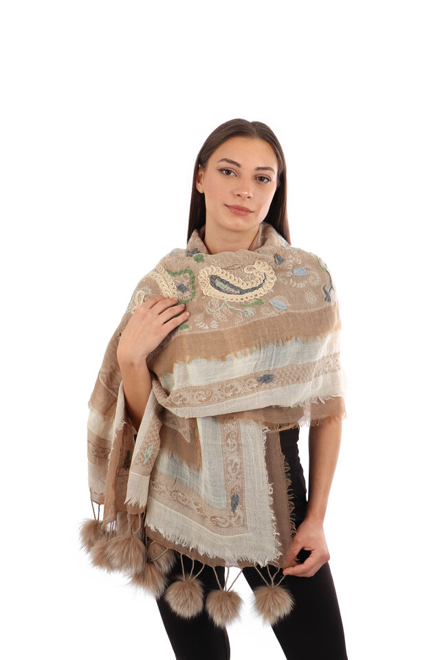 Bej Üç Katlı Yıkanmış Yün Ponponlu Şal - Bursa İpek