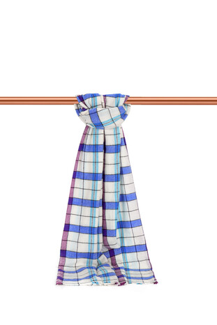 وشاح من الصوف العريض للرجال من ساكس 