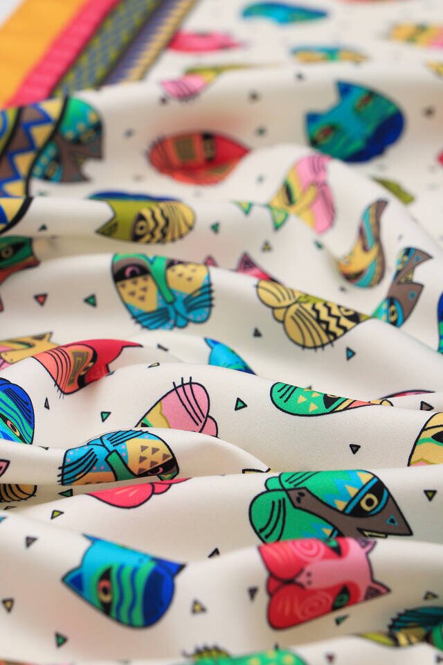 فولار ساكس فوشيا حريري منقوش - 3