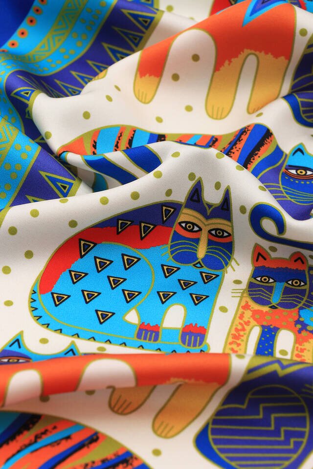 فولار حريري برتقالي فيروزي منقوش - 3