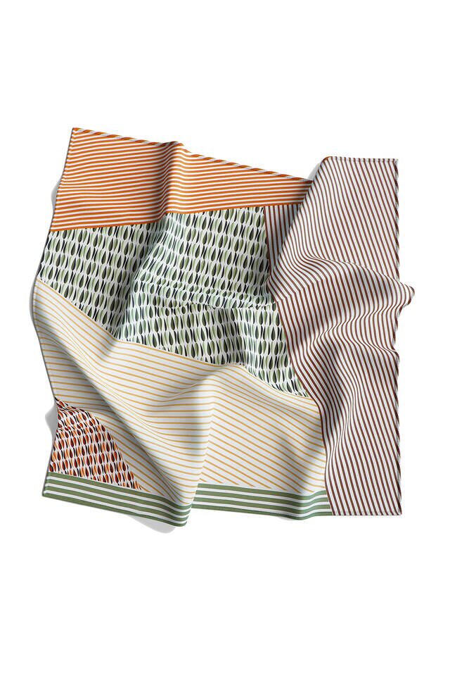 وشاح مربع حرير سورا أخضر دروب - 4