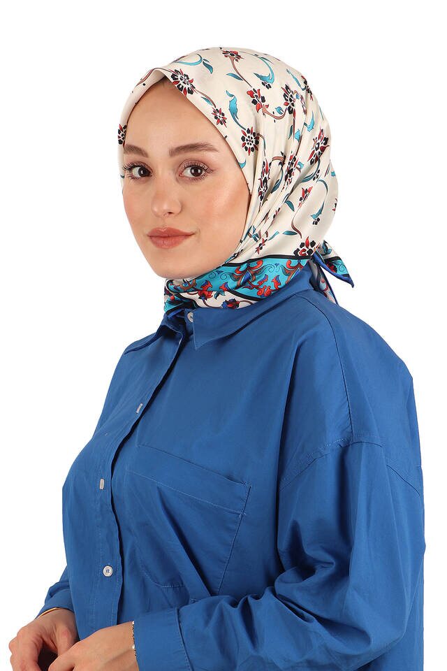 وشاح مربع حريري بنمط الزهرة البرية باللون الفيروزي - 2