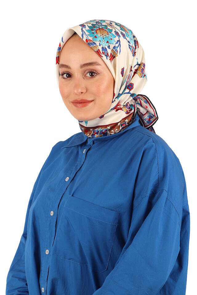 وشاح مربع حريري بنمط توليب بني - 2