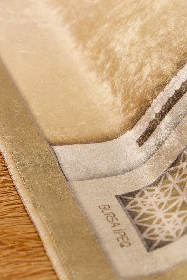 سجادة صلاة من المخمل البيج - 2