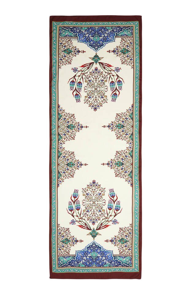 شمعدان أحمر كلاريت أخضر عريض بنمط شمعدان حريري - 4