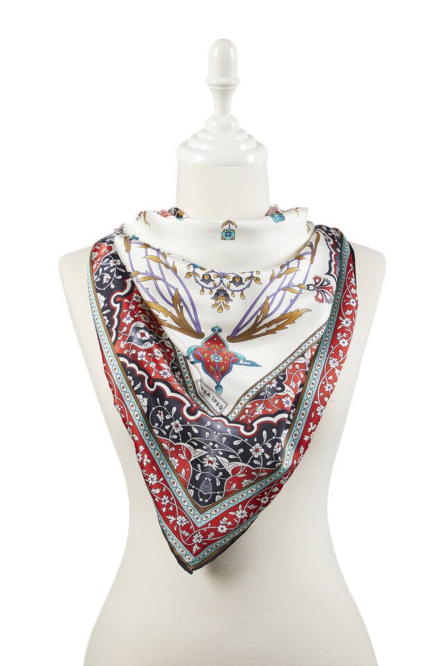 وشاح مربع حريري بنمط توليب أحمر كاكي شمعدان تركي - 2