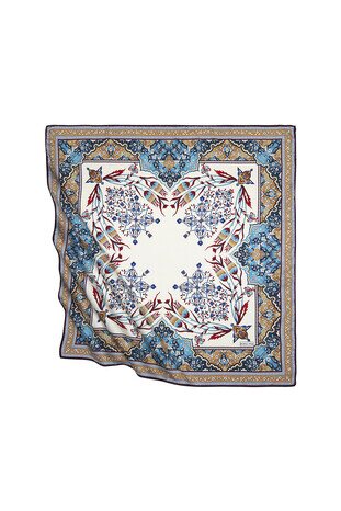 وشاح مربع حريري بنمط توليب شمعدان تركي أحمر كلاريت 