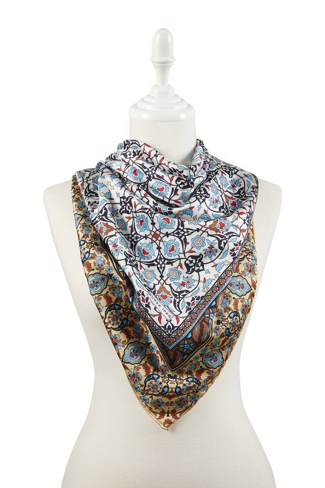 وشاح مربع حرير بنمط تركي أسود وبني منقوش - 2