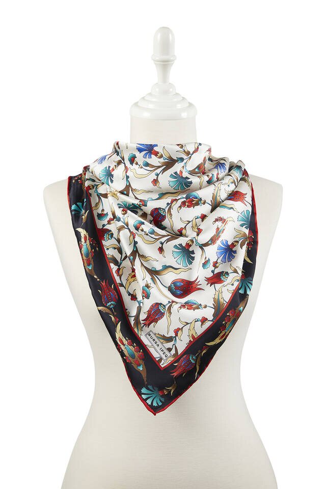 وشاح مربع حريري بنمط قرنفل بنمط توليب تركي أسود من النعناع - 2