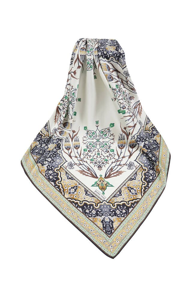 وشاح مربع حريري بنمط توليب بنمط توليب أصفر وأسود - 3