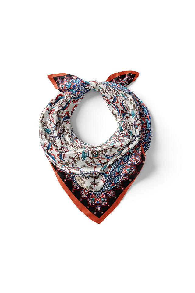 مربع جيب حريري بنمط التوليب باللون الأحمر - 2