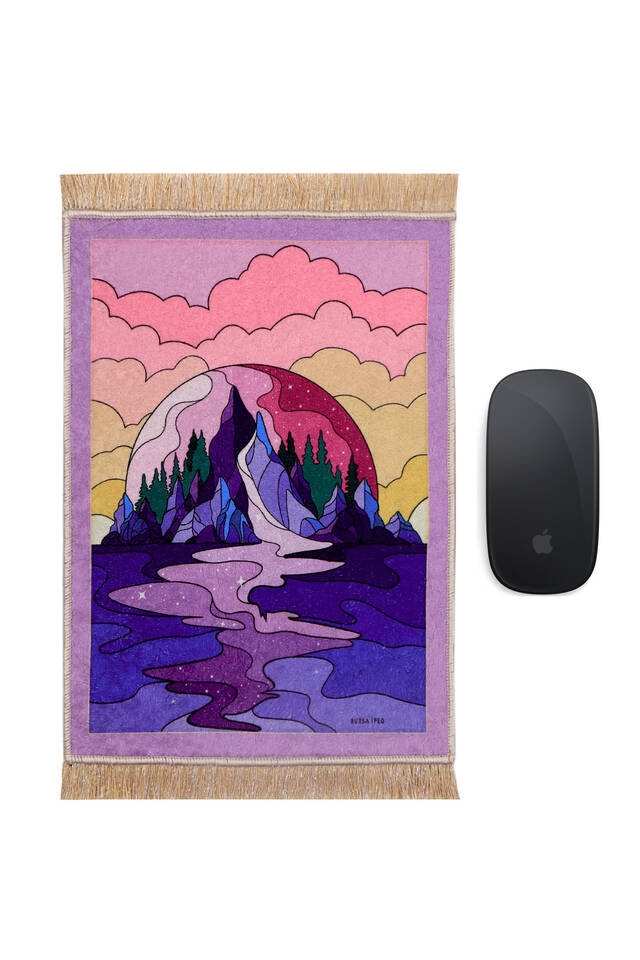 لوحة ماوس سجادة صغيرة مزخرفة باللون الوردي 