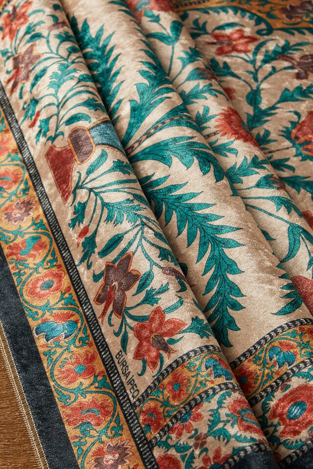 سجادة صلاة من المخمل الذهبي - 2