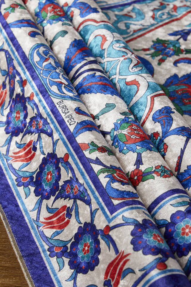 سجادة صلاة من المخمل ساكس - 2