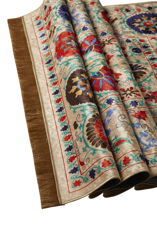 سجادة صلاة من المخمل الكريمي - 3