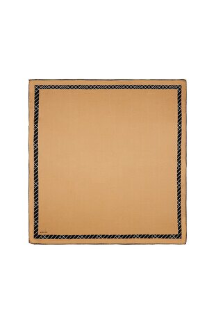 وشاح مربع من الحرير والخط المائي باللون الذهبي 