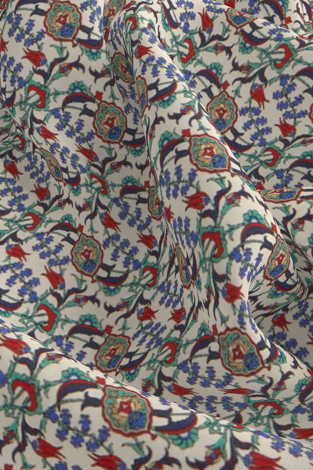 مربع جيب حرير بنمط توليب أحمر إكرو - 3