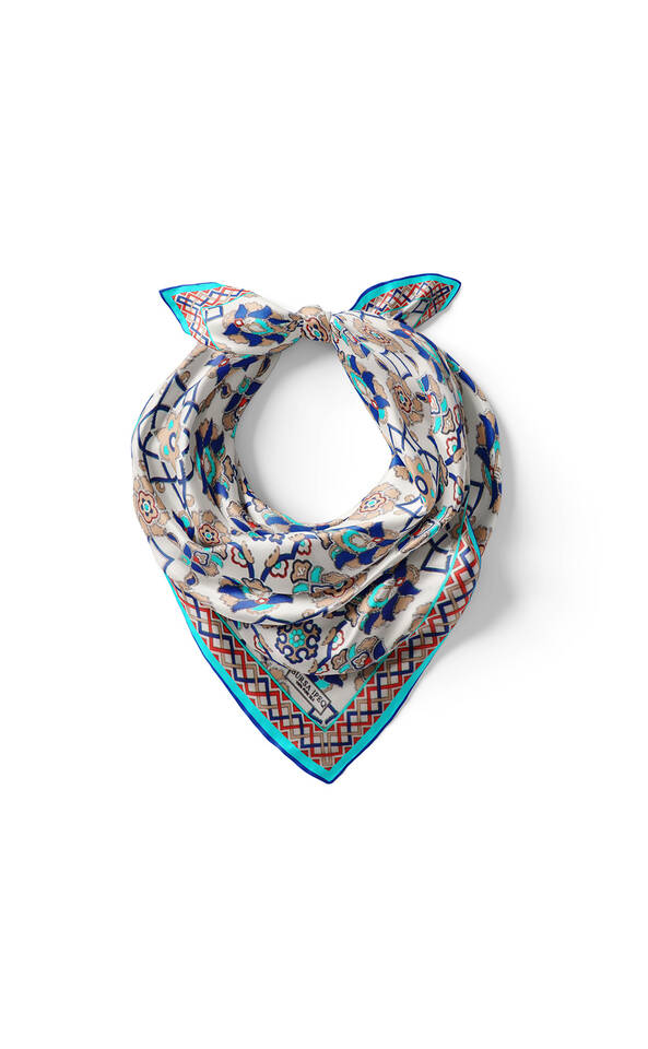 جيب حرير بنمط ذهبي إكرو مربع - 2