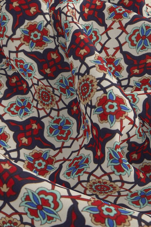 أزرق كحلي أحمر مربع لولبي نمط الحرير جيب مربع - 3