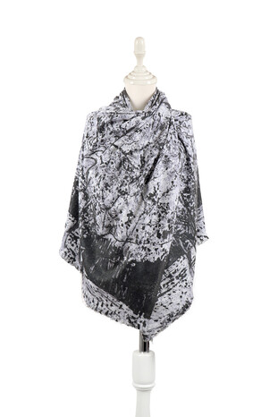 شال شتوي بنمط شجرة الخوخ الأسود 