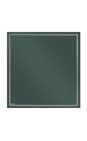 وشاح مربع من الحرير على شكل فراشة باللون الأخضر الصنوبري مع حافة مثيرة - Thumbnail