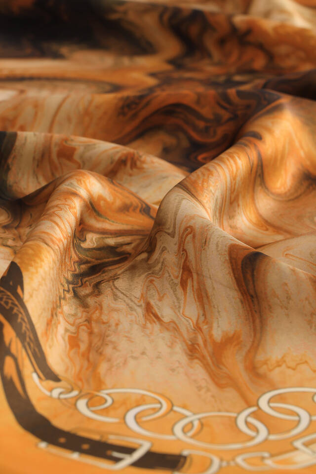 حزام برتقالي نمط سورة الحرير وشاح مربع - 3