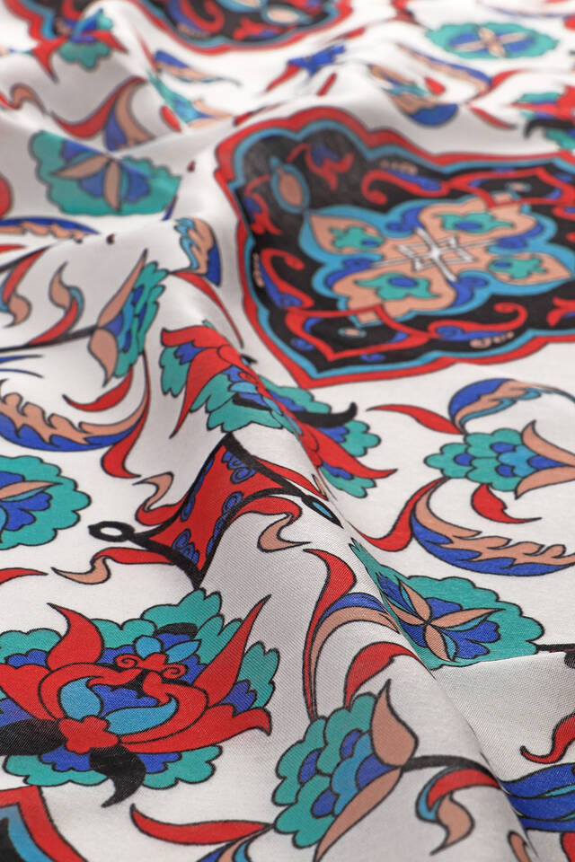 وشاح مربع ناعم بنمط بلاط السلمون - 3