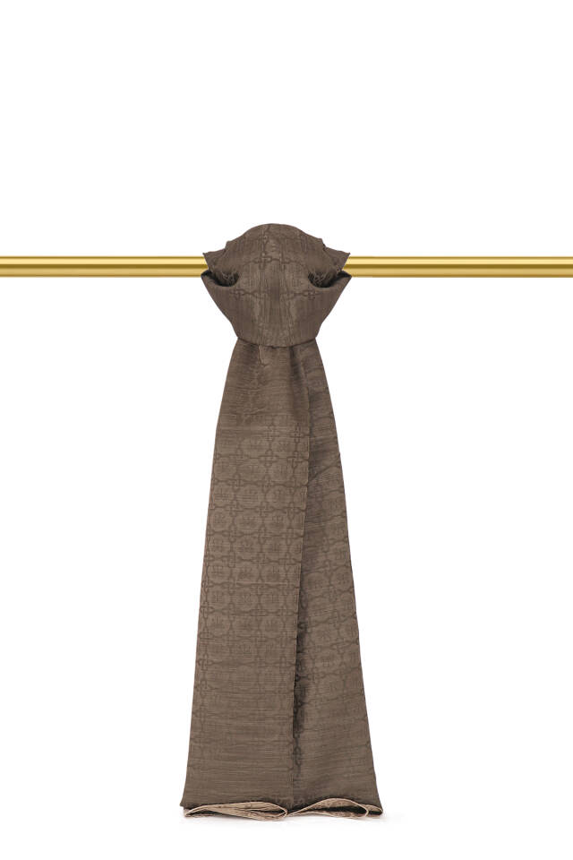 شال حرير قطني بنقشة فراشة من القهوة المرة 