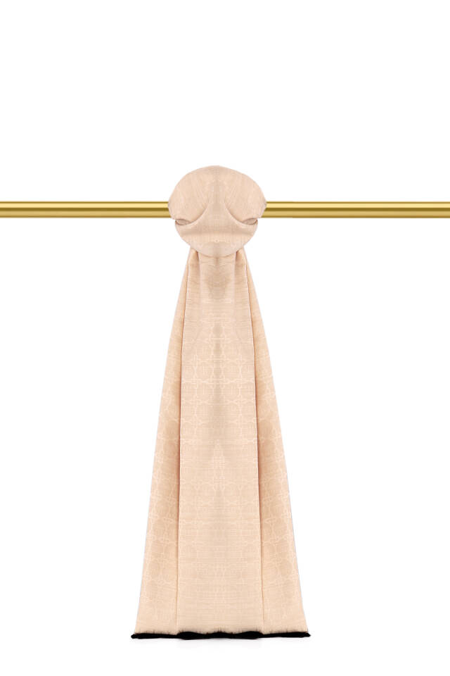 شال حرير قطني بنقشة فراشة كريمية 