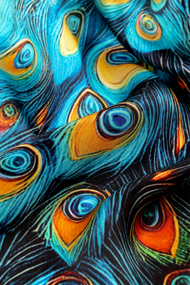 منديل حريري بنقشة طاووس أصفر - 3