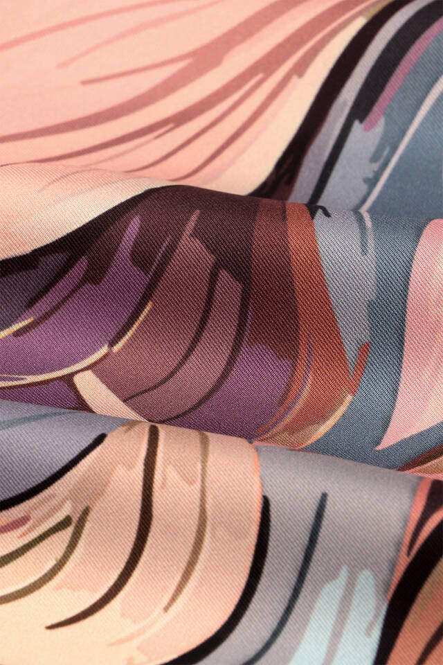 وشاح حريري منقوش بنقشة أريا النيلي - 3