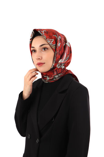 وشاح حريري مائل بنمط شال بورجوندي 