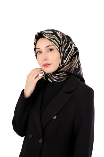 وشاح حريري مائل بنقشة حمار الوحش 