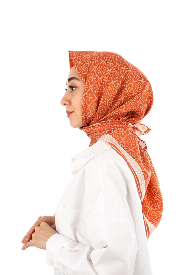 وشاح حريري منقوش بنمط حلم البلاط - 2