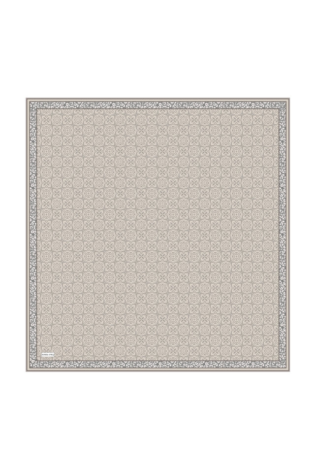 وشاح حريري منقوش بنقشة ستون دريم - 3