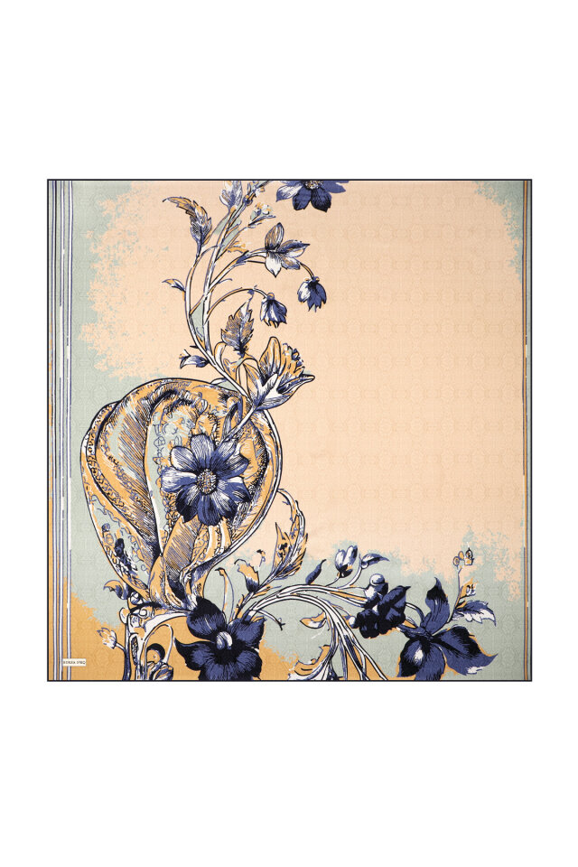 وشاح حريري مائل بنقشة البحر الذهبي - 3