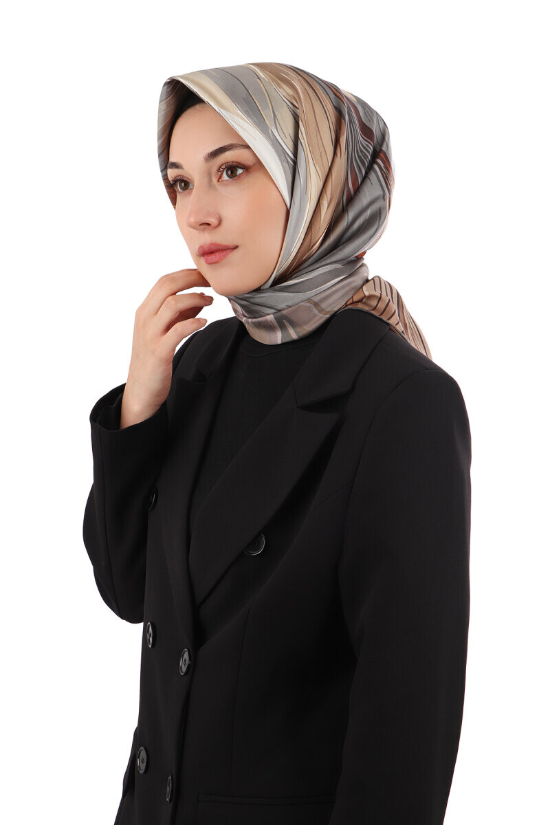 Eşarp Kumaşları Rehberi: Twill, Sura ve Daha Fazlası