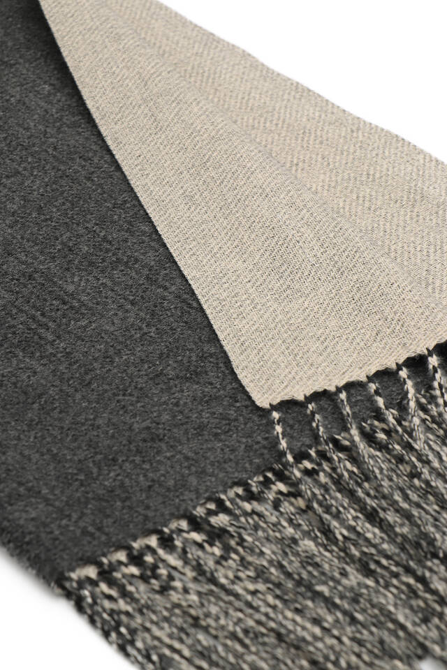 Anthracite Cream Double Sided Winter Shawl - 4