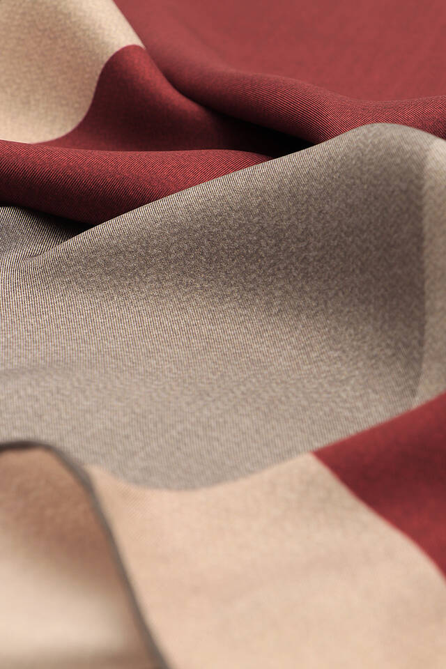 Black Burgundy Geometric Pattern Twill Silk Square Scarf - 3