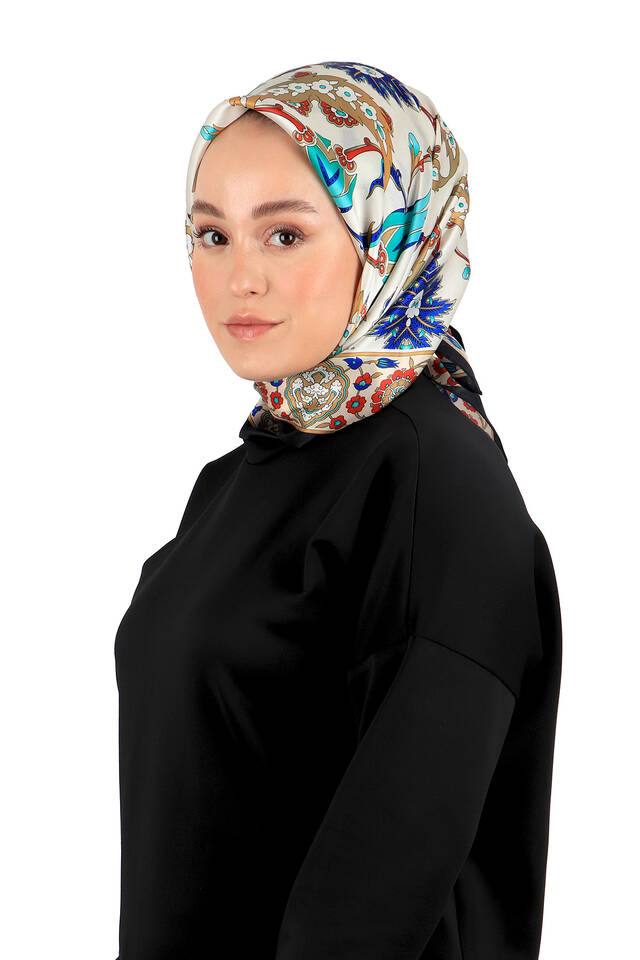 Black Gold Efes Pattern Silk Square Scarf - 2