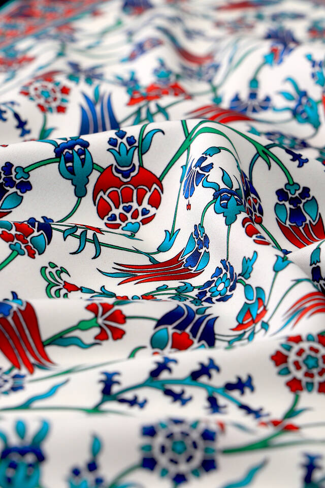 Black Tulip Pattern Silky Pocket Square - 3