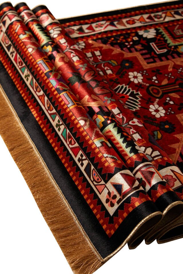 Black Velvet Carpet Prayer Rug - 3