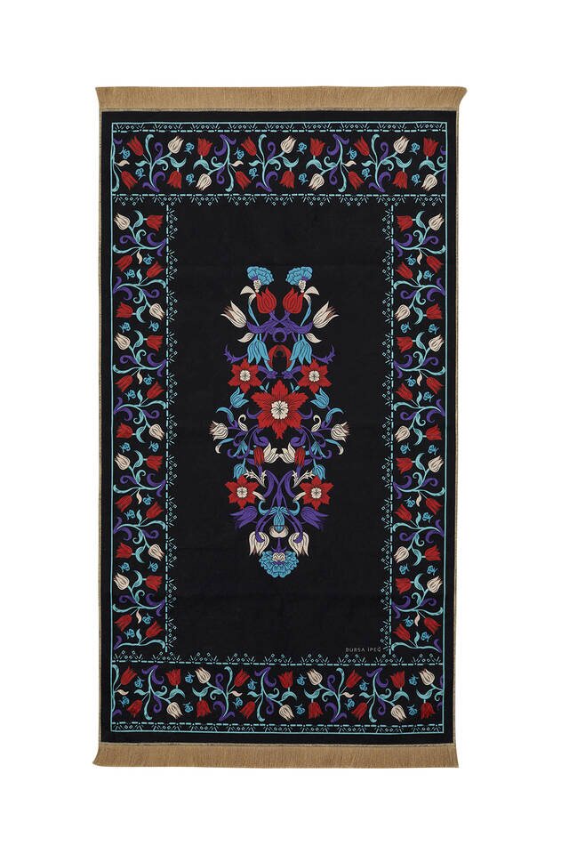 Black Velvet Carpet Prayer Rug 