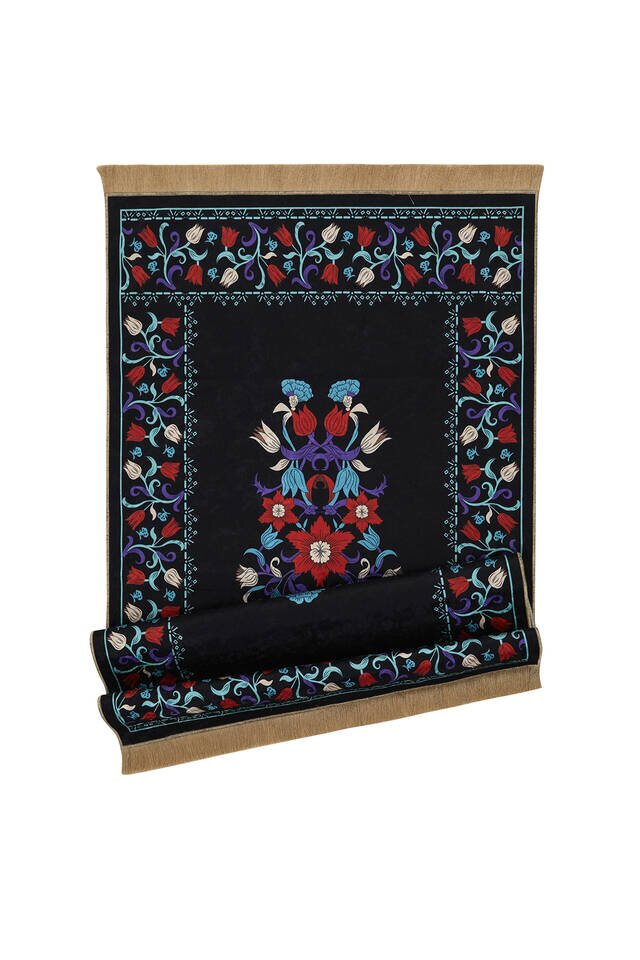 Black Velvet Carpet Prayer Rug - 4