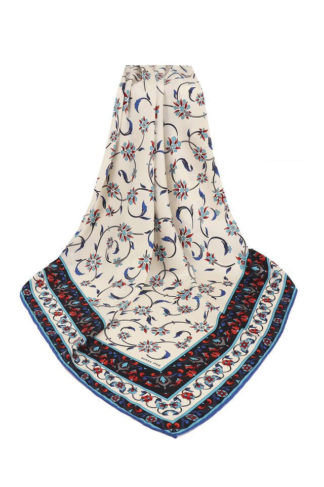 Black Wildflower Pattern Silky Square Scarf - 3