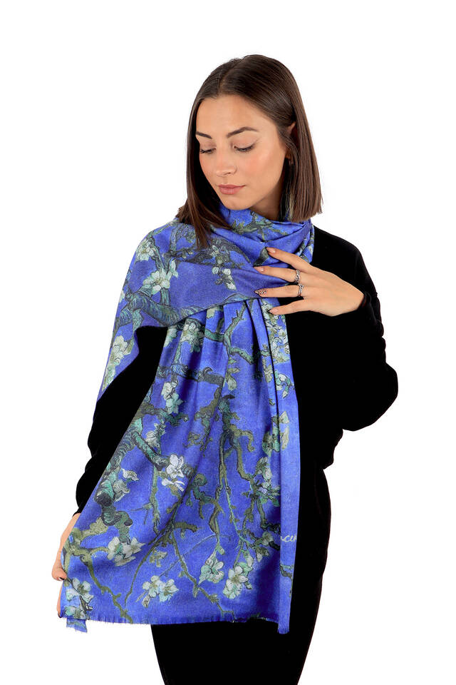 Blue Almond Blossom Pattern Winter Shawl - 2