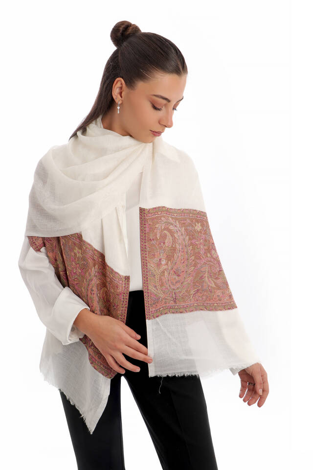 Green Border Patterned Wool Shawl - 2